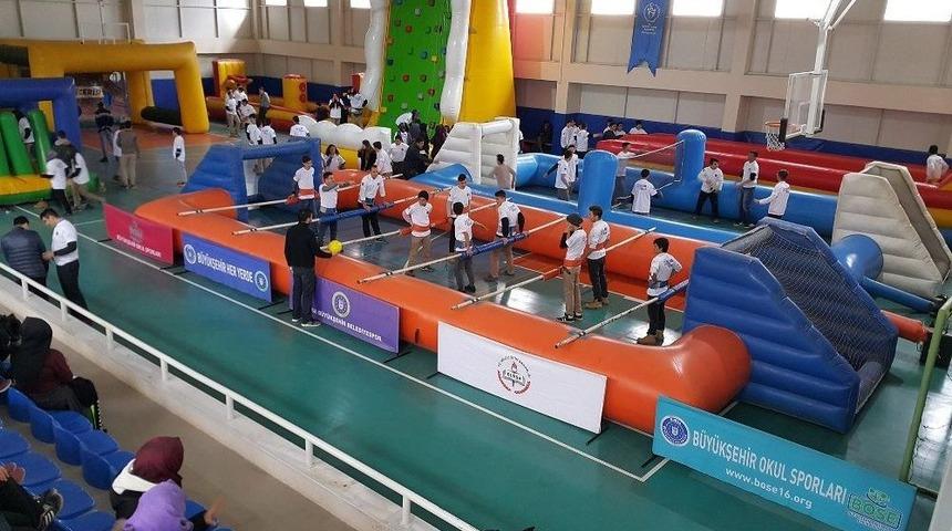 Spor Tırı Bursa&rsquo;yı Geziyor