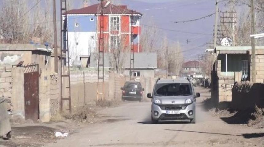 Doğubayazıt&rsquo;Ta &Ccedil;aydanlığa Yerleştirilen Bomba Patlatıldı