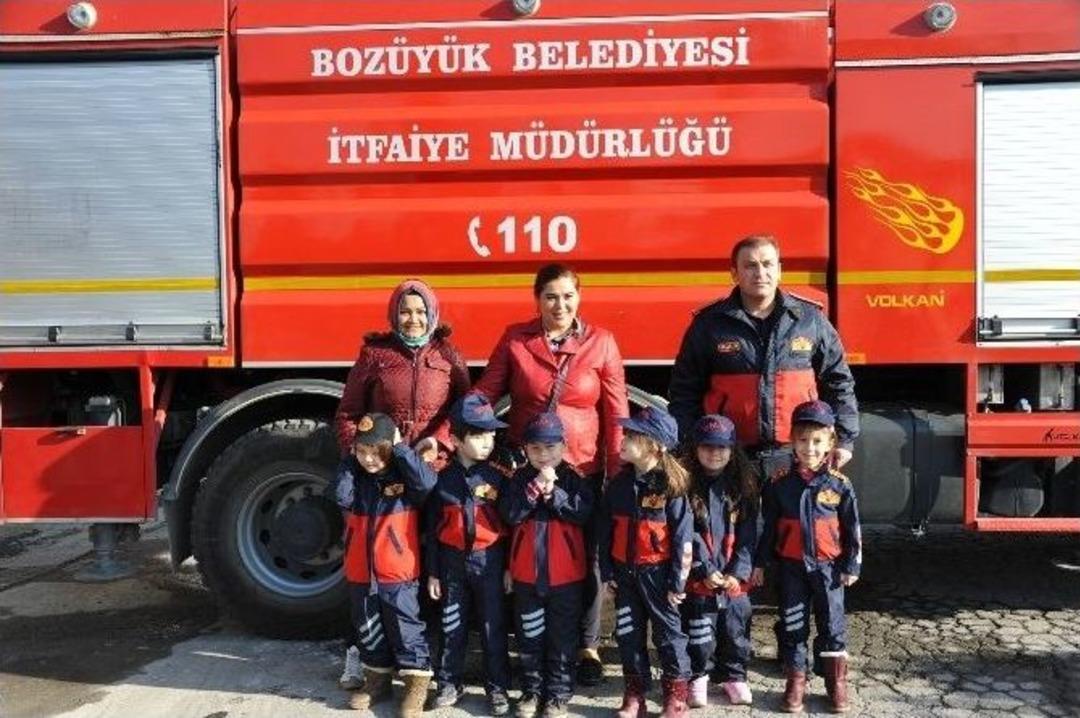 Minik İtfaiyeciler G&ouml;rev Başında