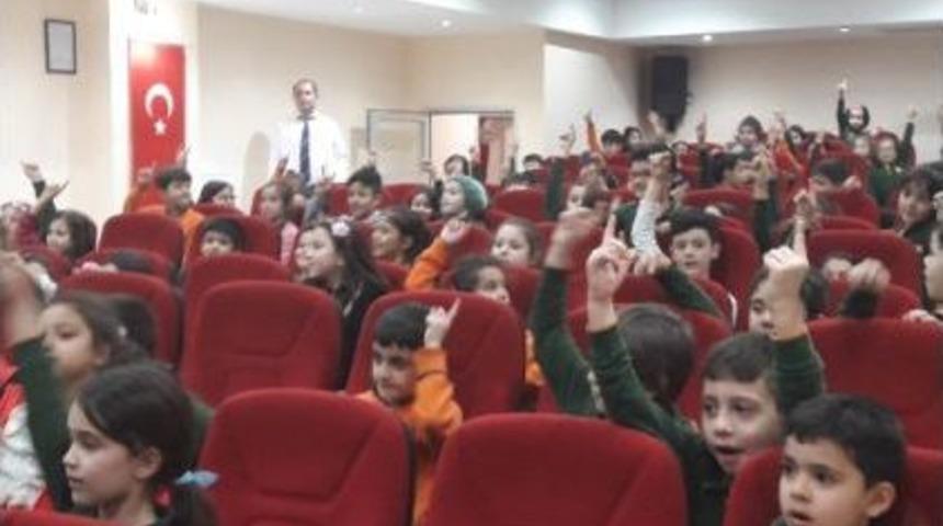 Medicana&rsquo;dan &Ouml;ğrencilere Enfeksiyon Ve Sağlıklı Beslenme Semineri