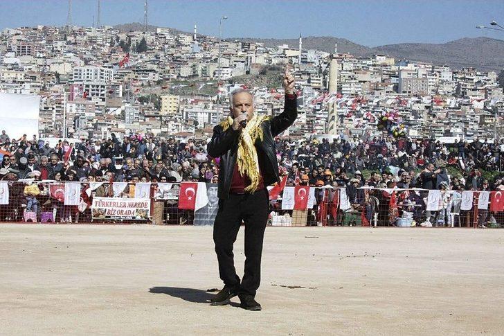 Bayraklı’da Deve Güreşleri Coşkusu G1