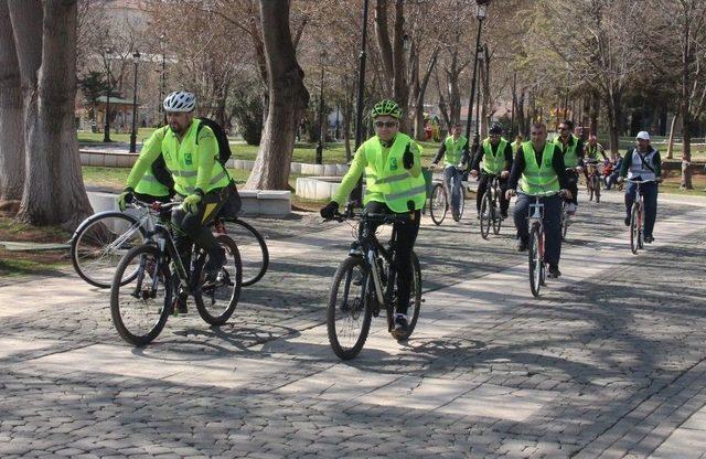 Sağlıklı Yaşama Dikkat Çekmek Adına Yeşilay’dan ’bisiklet Turu’ Etkinliği