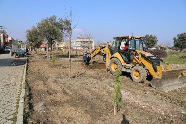 Turgutlu’da Fidanlar Toprakla Buluştu