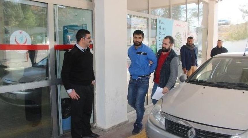 Kırmızı Işıkta Kapka&ccedil; Yapan Şahıs Yakalandı