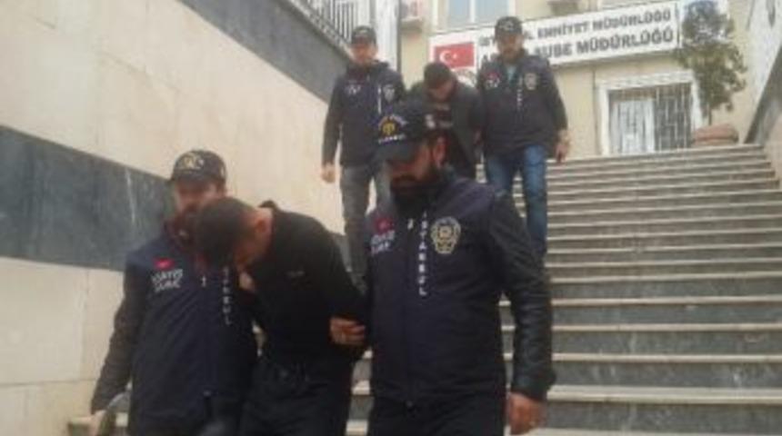 Akaryakıt İstasyonu Soyguncuları Adliyede