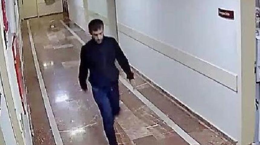 Şanlıurfa'da Hastanede Telefon &Ccedil;alan Ş&uuml;pheli Yakalandı