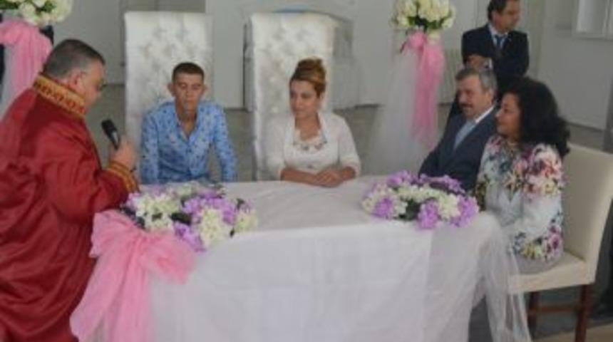 Kırklareli&rsquo;nde 2016 Yılında 2 Bin 250 &Ccedil;ift Evlendi