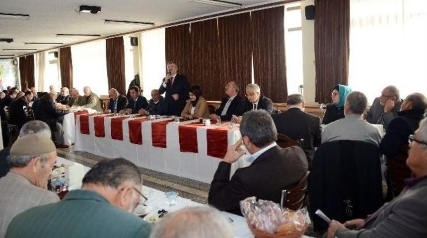 Başkan Aky&uuml;rek, Muhtarlarla &ldquo;meram&rdquo;ı Konuştu