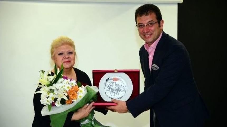 Beylikd&uuml;z&uuml;&rsquo;ne Yeni Bir K&uuml;t&uuml;phane Ve &Ccedil;ok Ama&ccedil;lı Salon Kazandırıldı