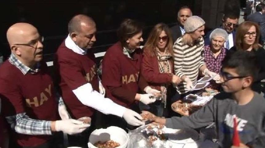 Chp'li Vekiller "hayır" Lokması Dağıttı