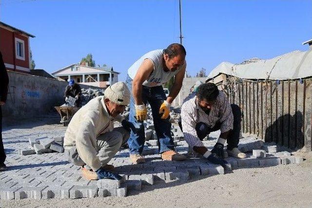 Talas Kepez Mahallesinde Parke Çalışması