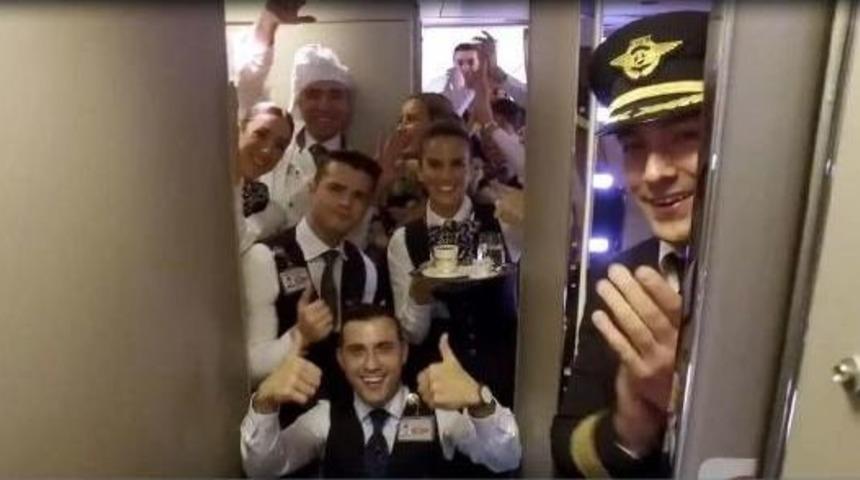 Thy De Modaya Uydu, U&ccedil;uş Ekibi Dondu