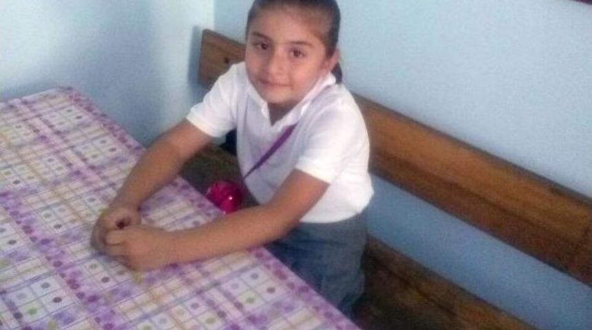 6 Yaşındaki Kızın &Ouml;ld&uuml;ğ&uuml; Okul &Ouml;n&uuml;n&uuml; Veliler Trafiğe Kapattı