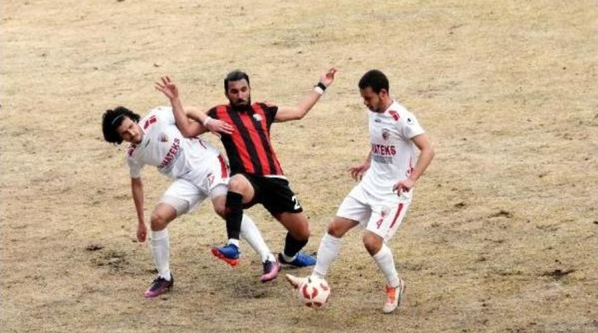 Van B&uuml;y&uuml;kşehir Belediyespor-Kızılcab&ouml;l&uuml;kspor: 0-1