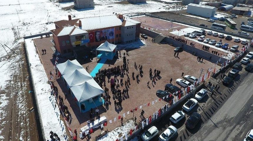 Başakpınar İ&ccedil;in &Ouml;nemli Hizmet