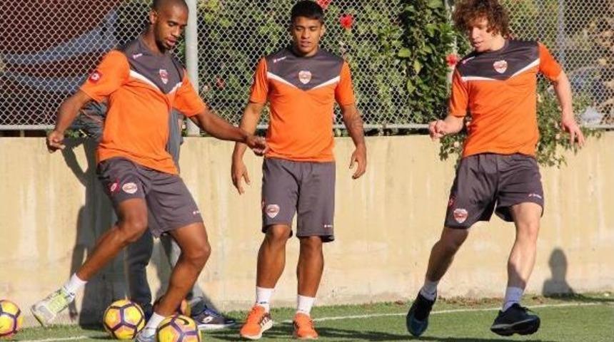 Adanaspor'da Rota Gen&ccedil;lerbirliği