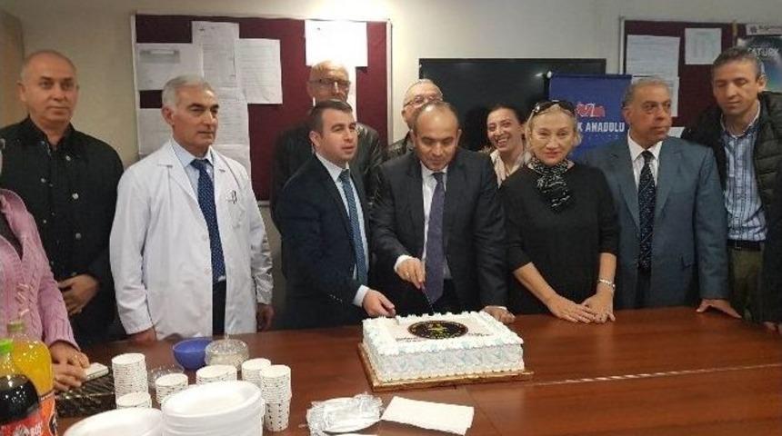 Okulda &Ouml;ğretmenler G&uuml;n&uuml; Kutlaması