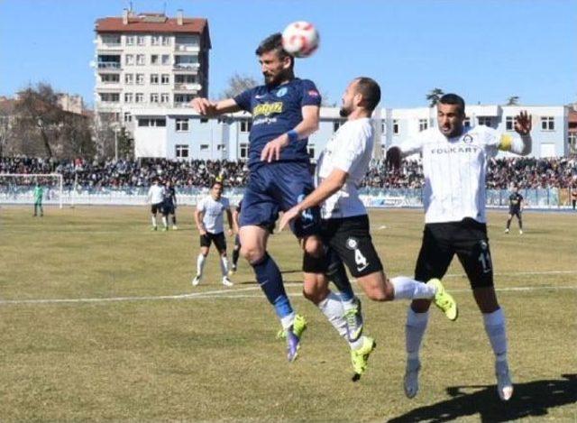 Kütahyaspor-Altay: 1-1 (Maçtan Sonra Olay Çıktı)