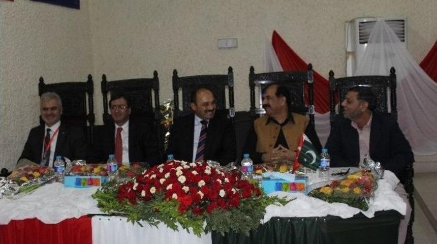 Kastamonu &Uuml;niversitesi, Pakistan&rsquo;da Ormancılık Sempozyumu D&uuml;zenledi