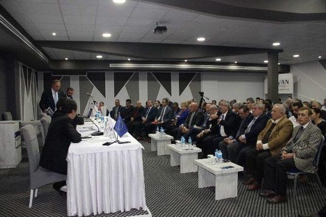 Edirne’de Ekonomi Konferansı