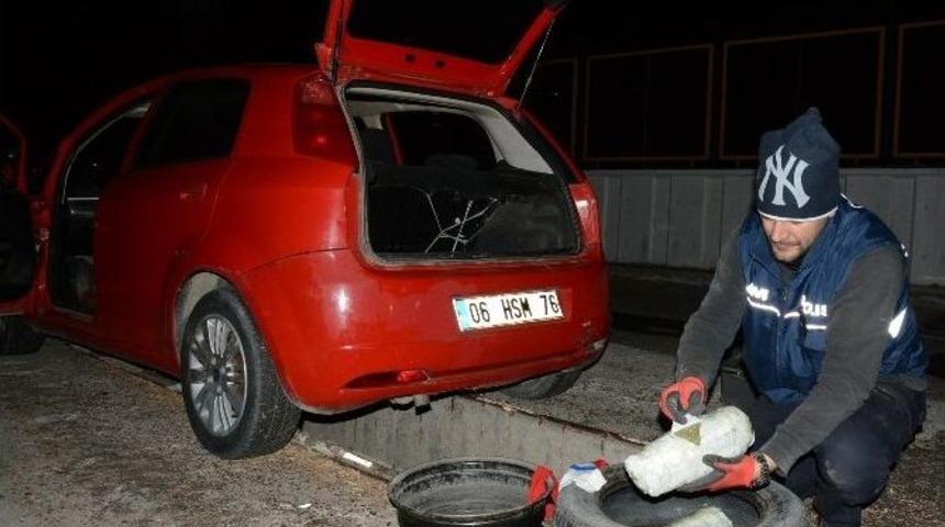 Stepne Lastiğinden 10 Kilo Esrar &Ccedil;ıktı