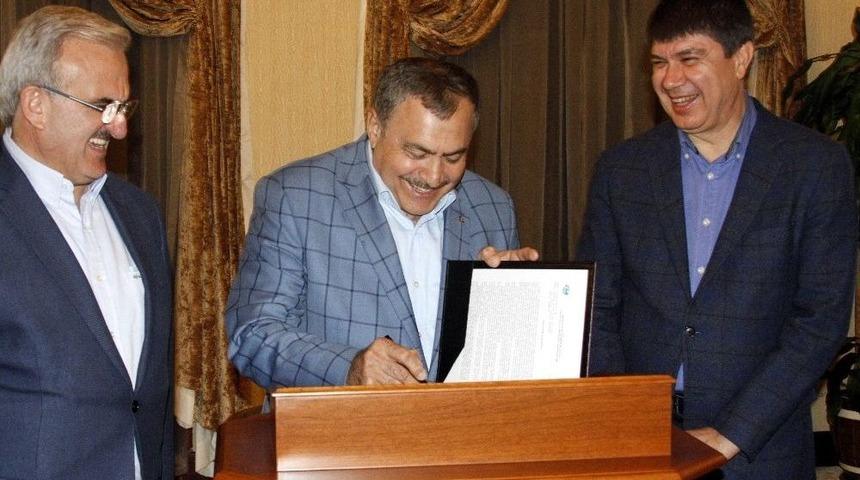 Bakan Eroğlu: "antalya&rsquo;nın Turizm Gelirini 4 Katına &Ccedil;ıkaracak Bir Proje Peşindeyiz"