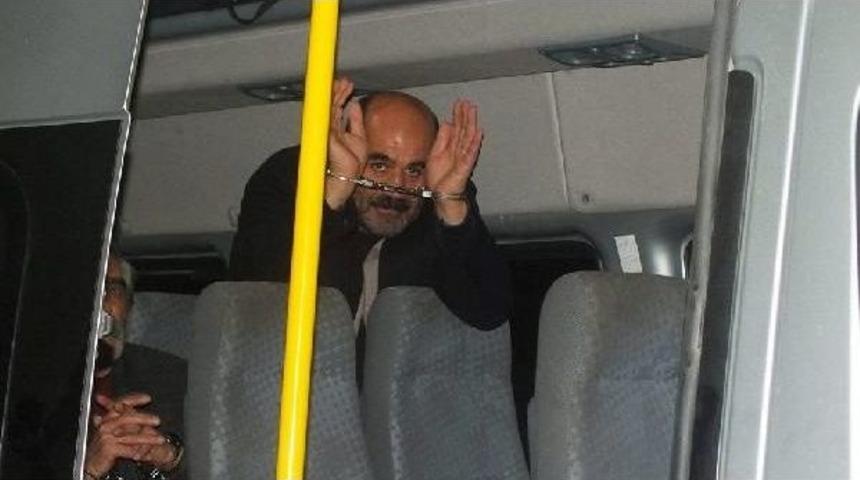 Dbp&rsquo;Li Malazgirt Belediyesi Eşbaşkanları Coşkun Ve S&ouml;ylemez Tutuklandı