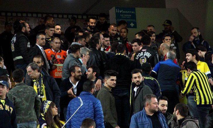 Tribünde Kavga Çıktı G3