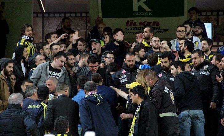 Tribünde Kavga Çıktı G5