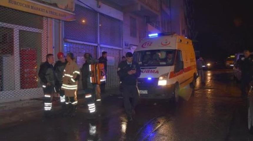 Evde Yangın &Ccedil;ıktı: 1'i Ağır 3 Kişi Yaralandı