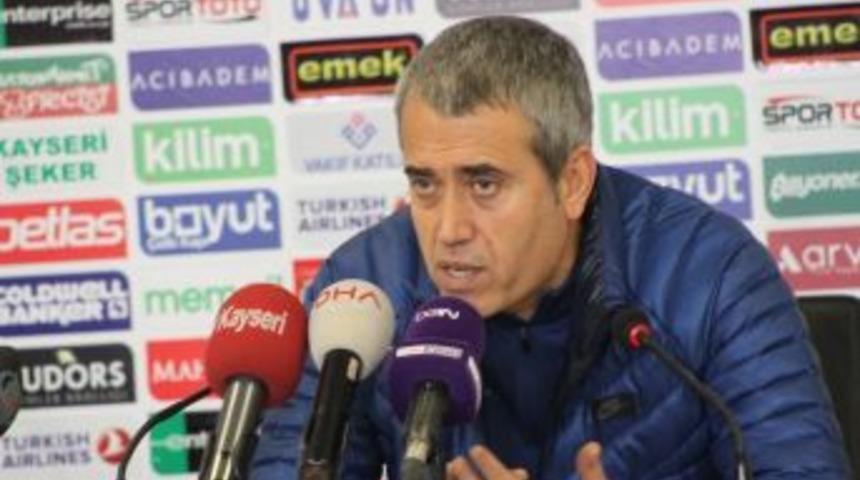 Kemal &Ouml;zdeş: "oyundan Memnun Değilim"