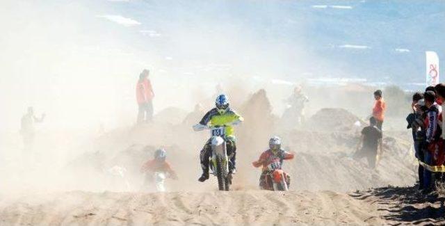 Kum Enduro Yarışları Sona Erdi