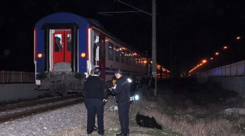 Suriyeli Yaşlı Kadın Trenin Altında Can Verdi