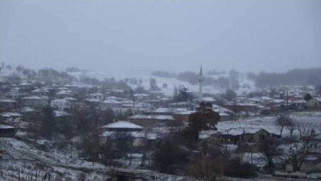 Kırklareli'de Kar Yağışı Başladı