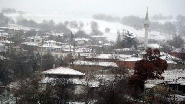 Kırklareli'de Kar Yağışı Başladı