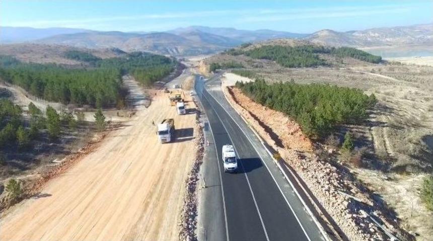 Beyşehir-konya Karayolu Duble Yol &Ccedil;alışmaları Havadan G&ouml;r&uuml;nt&uuml;lendi