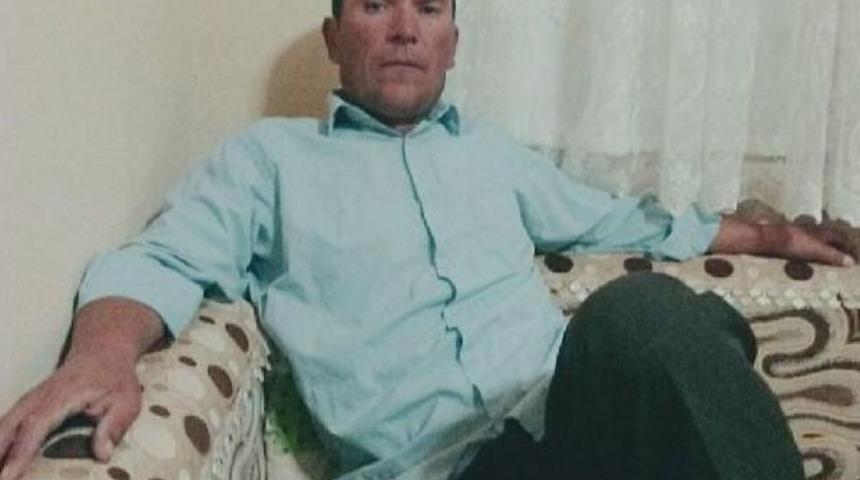 Tarlaya G&uuml;bre D&ouml;kme Kavgası: Amcası Ve Babasını &Ouml;ld&uuml;rd&uuml;, Kuzenini Yaraladı