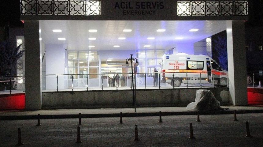 G&uuml;bre D&ouml;kme Kavgası Kanlı Bitti: 2 &Ouml;l&uuml; 1 Ağır Yaralı