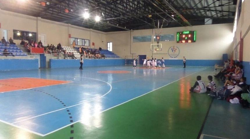 Tatvan&rsquo;da Basketbol M&uuml;sabakaları Başladı