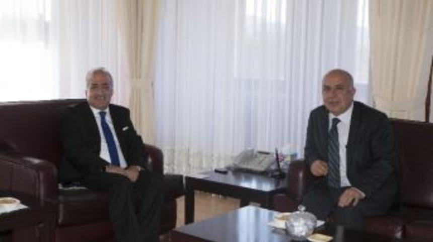 Emniyet M&uuml;d&uuml;r&uuml; Aslan&rsquo;dan Rekt&ouml;r &Ccedil;omaklı&rsquo;ya Ziyaret