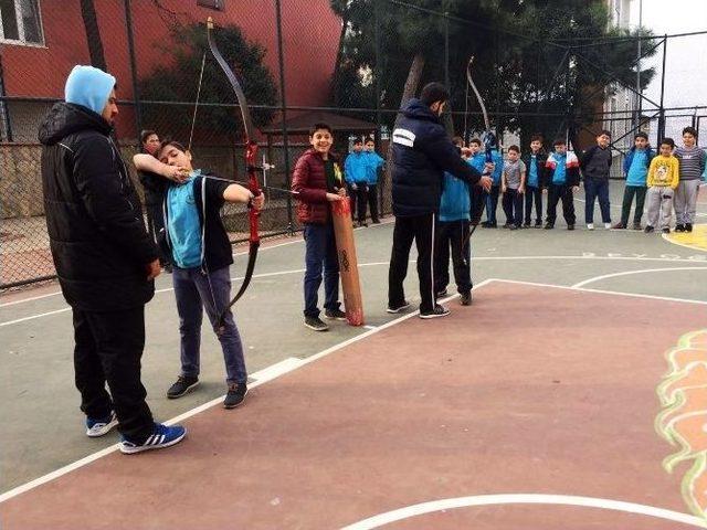 Beyoğlu’nda 12 Bin Çocuk Daha “ok” Atacak