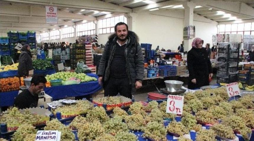 &Uuml;z&uuml;m Pazar Tezgahlarına Veda Ediyor