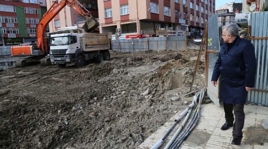Rize Belediye Başkanı Kasap, 15 Temmuz Demokrasi Ve Cumhuriyet Meydanı Projesi&rsquo;ni Yerinde İnceledi