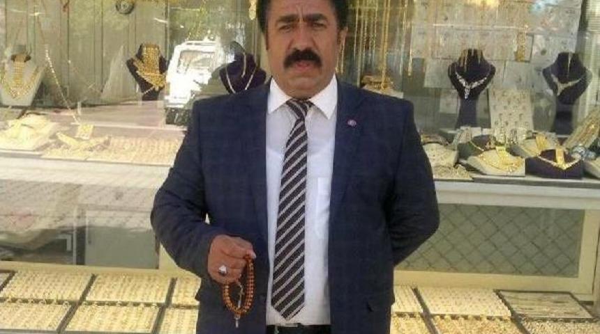 Dolandırıcı Kadını Ihbar Edene 10 Bin Lira &Ouml;d&uuml;l