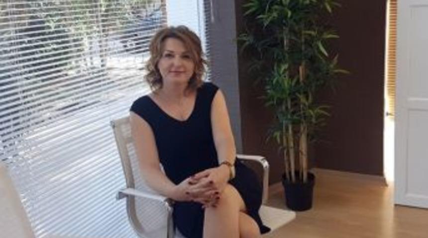 Epilasyona Giden Kadınlara Kanser Tanısı Kondu