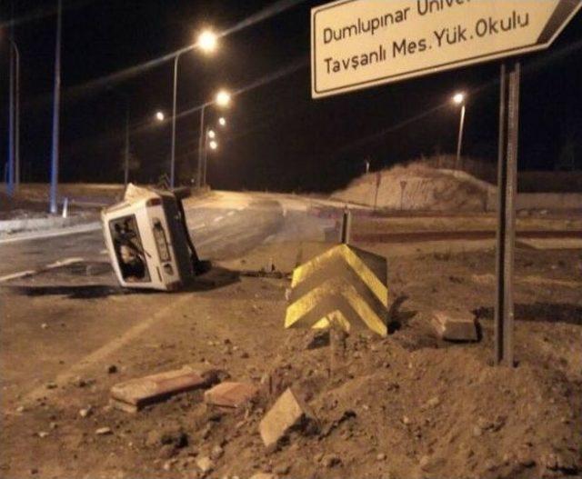 Tavşanlı’da Trafik Kazası, 8 Yaralı