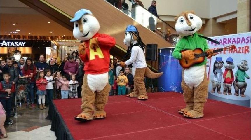 Animasyon Alvin Ve Arkadaşlarının Şovu İzleyenleri Etkiledi