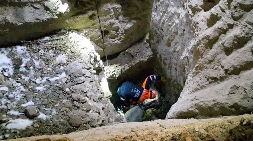 Aksaray’da 8 Metrelik Kuyuda Eşek Kurtarma Operasyonu