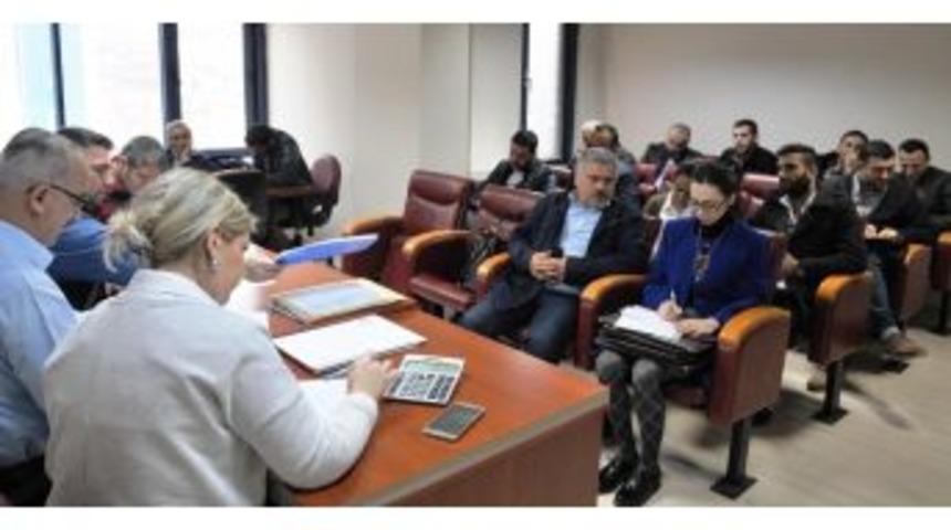 İzmit&rsquo;te Bozulan Yollar İ&ccedil;in Tamir İhalesi