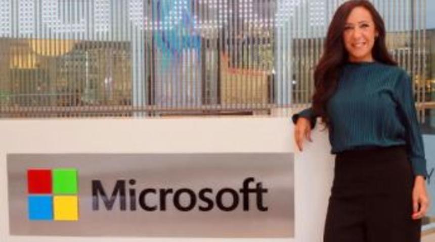 Microsoft&rsquo;Ta &Uuml;st D&uuml;zey Atama